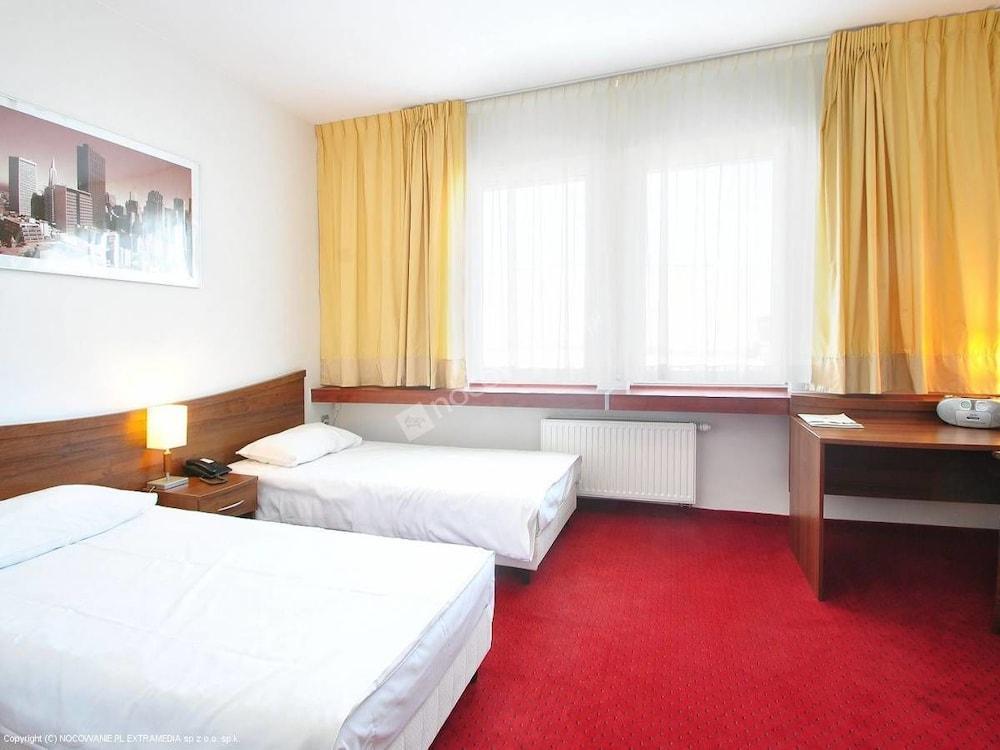 M Hotel Łódź Extérieur photo
